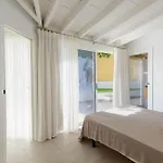 Countryside Elegant 4-bedroom Suite, Pool & Garden *